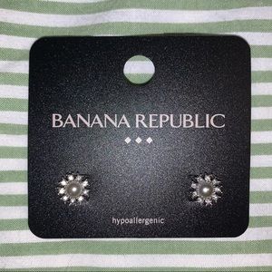 NWT Banana Republic Earrings